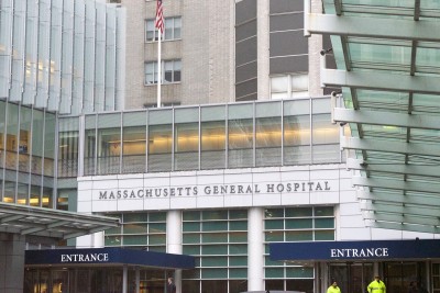 In partnership with the MFA, patients in the pediatrics department at Massachusetts General Hospital celebrated One Boston Day with arts and crafts. PHOTO BY ELLEN CLOUSE/DFP FILE PHOTO