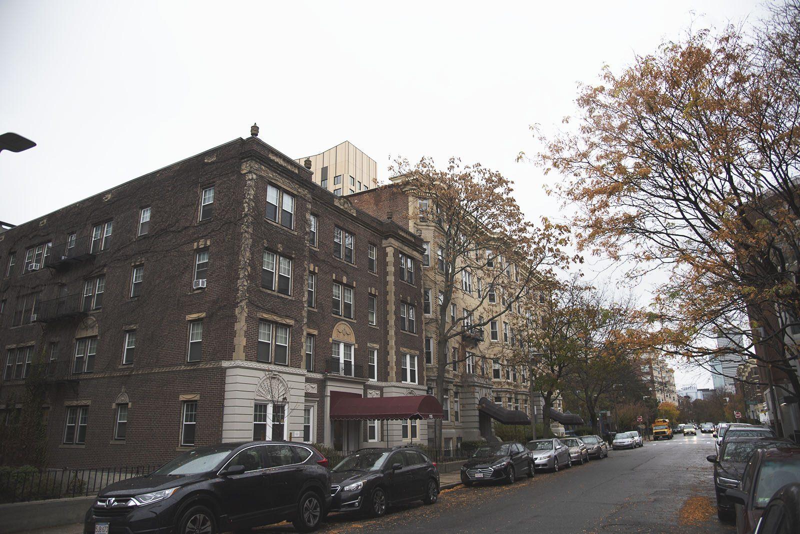 Apartment buildings on Peterborough Street in Fenway. Due to more students choosing to opt for remote learning in the Fall, Boston’s real estate market has seen a significant decline in rentals. DANIEL MU/ DAILY FREE PRESS STAFF

