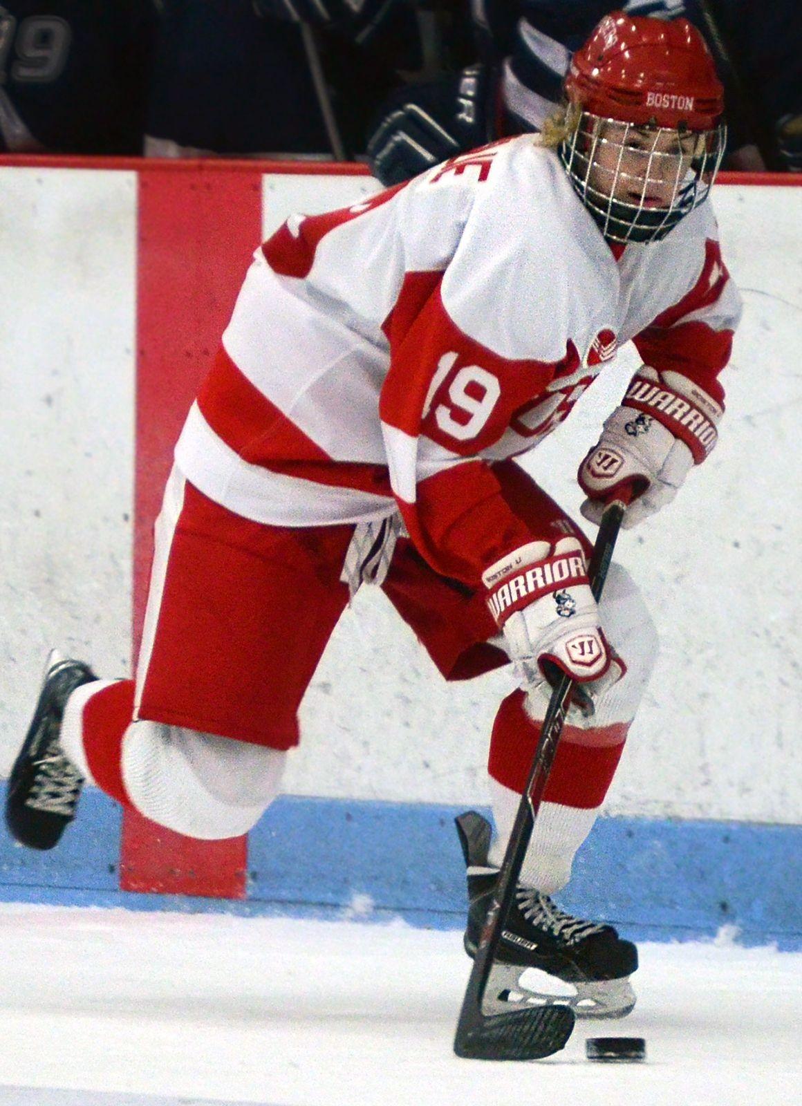 Juron-Bach-Leslie line leads way for No. 6/7 women's hockey against Vermont