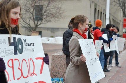 Boston University Right to Life holds a pro-life protest in Marsh Plaza Tuesday. PHOTO BY HEATHER GOLDIN/DAILY FREE PRESS STAFF