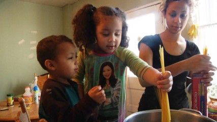 Barbie Izquierdo and kids in A Place at the Table.  PHOTO COURTESY Magnolia Pictures