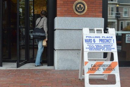 A voter walks into the Cambridge Ward 9 precinct 1 polling location Tuesday afternoon. The special election primary was held on Tuesday to fill U.S. Senator Ed Markey’s vacant House seat. PHOTO BY OLIVIA HAAS/DAILY FREE PRESS CONTRIBUTOR