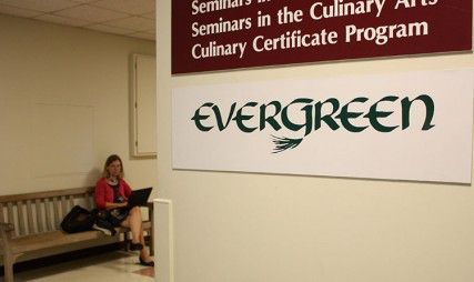 Thanks to the Metropolitan College’s Evergreen program, senior citizens join undergraduates on BU’s campus and are taking a variety of classes for the love of learning.  PHOTO BY BY MAYA DEVEREAUX/DAILY FREE PRESS STAFF. 