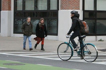 Boston residents are biking more and driving less, according to a new MASSPIRG study released Wednesday. PHOTO BY EMILY ZABOSKI/DAILY FREE PRESS STAFF