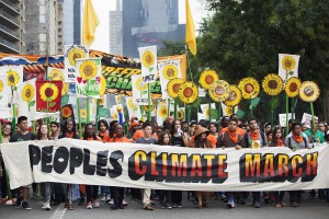 Thousands of protestors attended the People’s Climate March in New York City in September to highlight the ongoing issue of climate change faced by today’s society. PHOTO BY SARAH FISHER/DAILY FREE PRESS STAFF