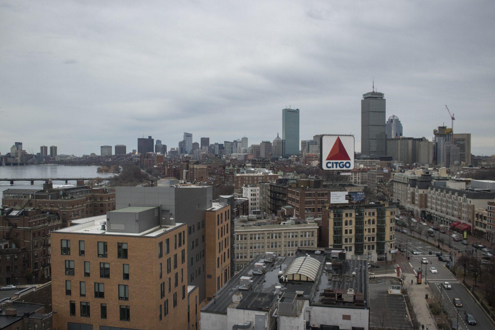 BU HUB’s Cross-College Challenge announced that submissions of client projects for this fall are open. PHOTO BY VIVIAN MYRON/DAILY FREE PRESS STAFF 


