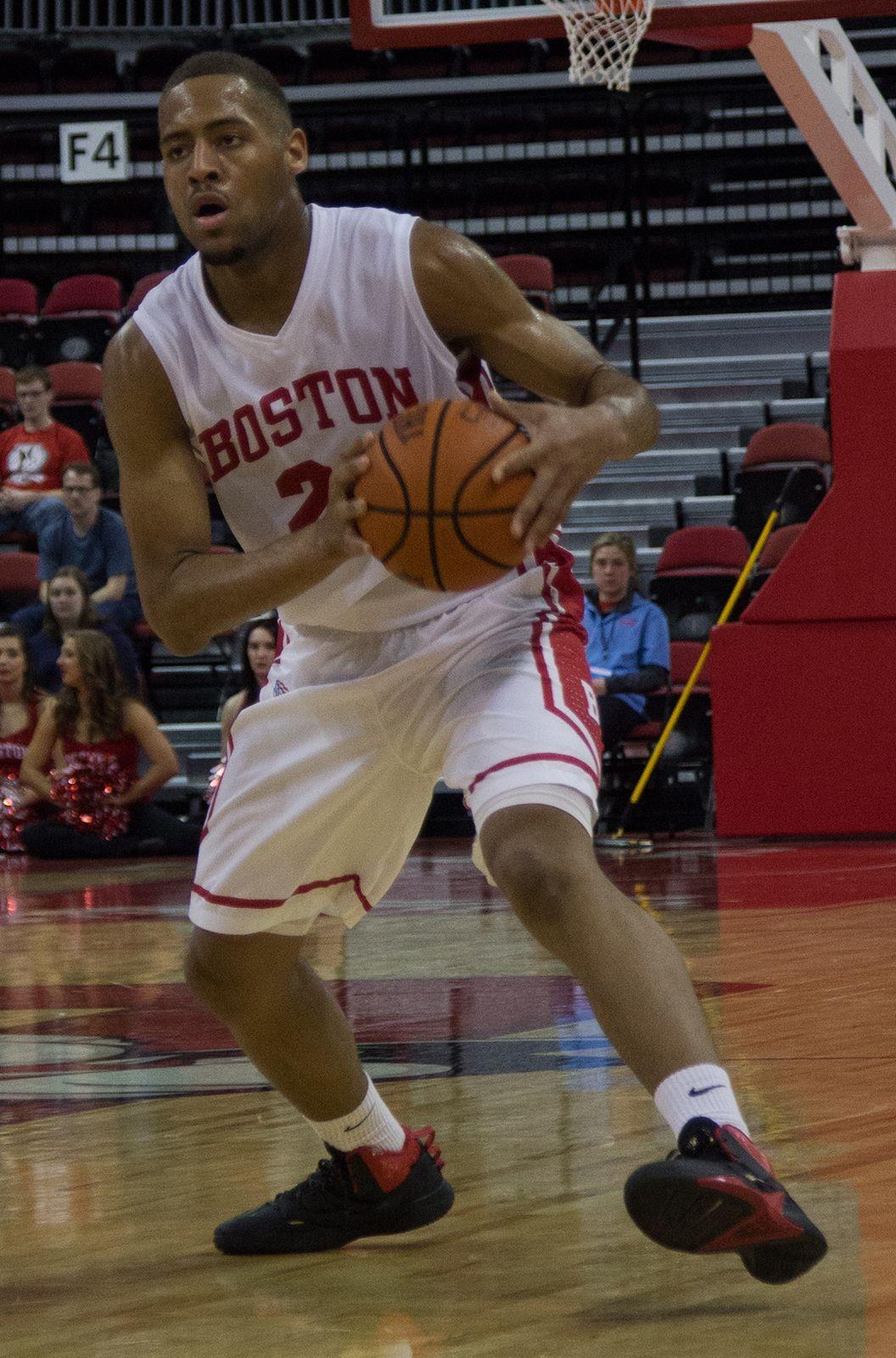 Dieudonne’s presence felt on boards for men's basketball