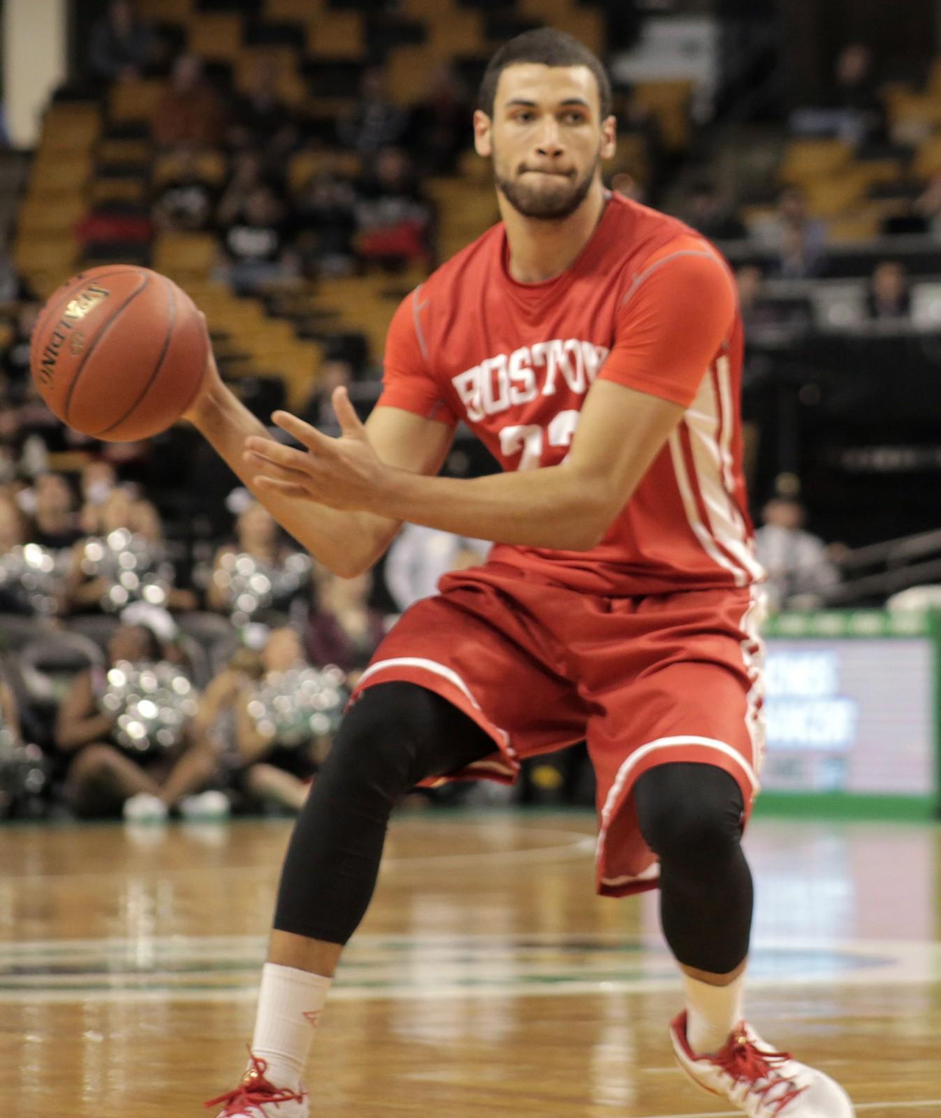 Men's basketball travels to Lehigh for conference showdown