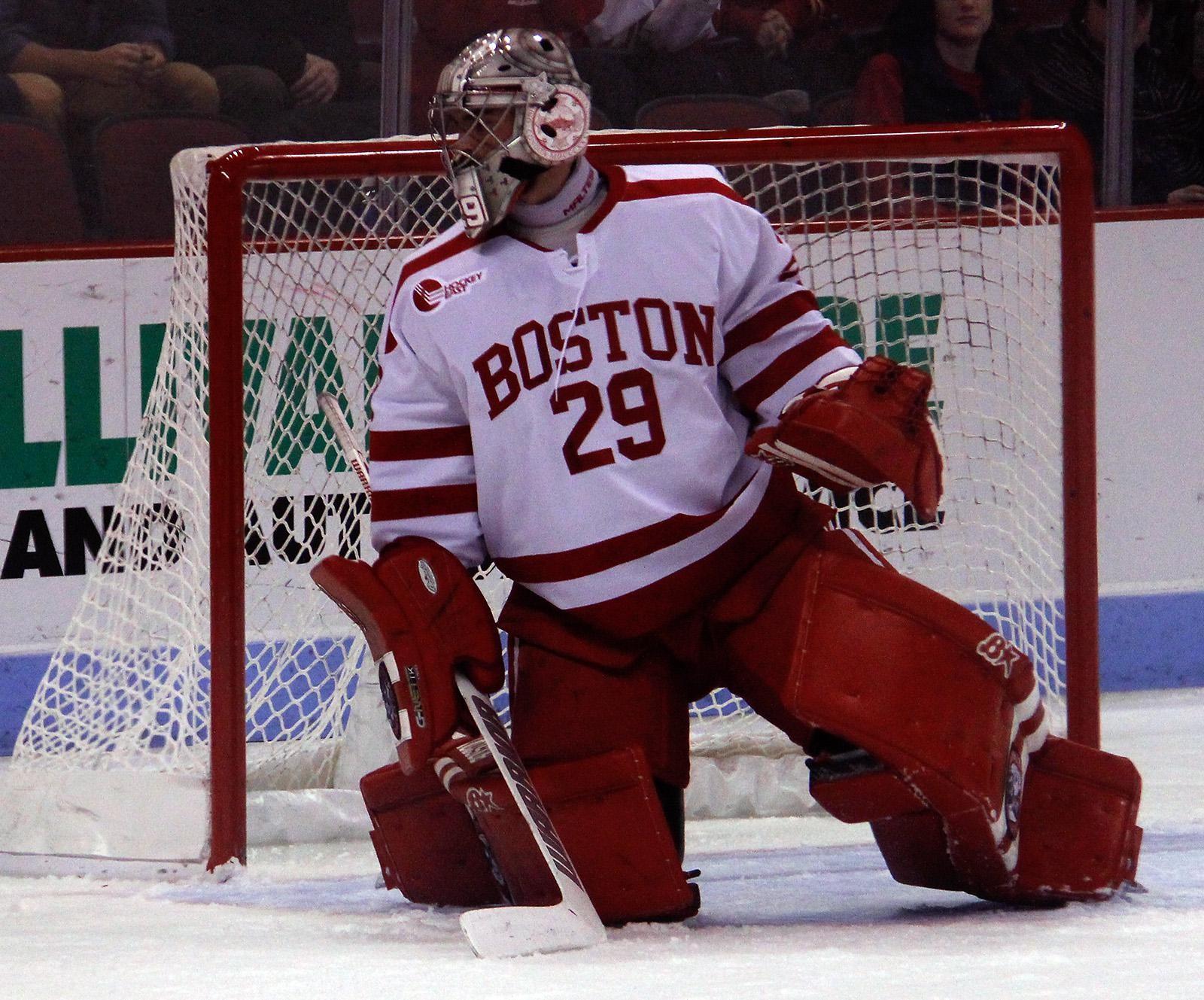 No. 3 Terriers begin Hockey East Tournament play with quarterfinal series against Merrimack