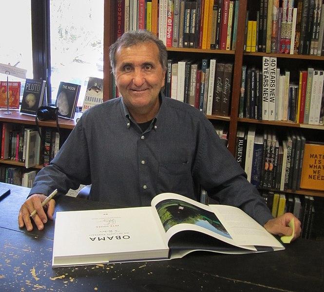 The work of Boston University alumnus Pete Souza, the White House photographer for Presidents Ronald Reagan and Barack Obama, will be on display in the Howard Thurman Center starting Feb. 7. COURTESY OF WIKIMEDIA COMMONS