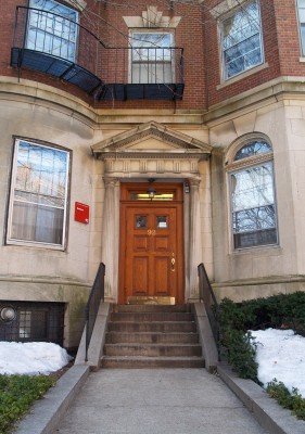Full-year Boston University housing, which began in May 2014 at 90 and 92 Bay State Road, allows students to stay in the residence for 12 months and during all vacation sessions. PHOTO BY KELSEY CRONIN/DAILY FREE PRESS STAFF 