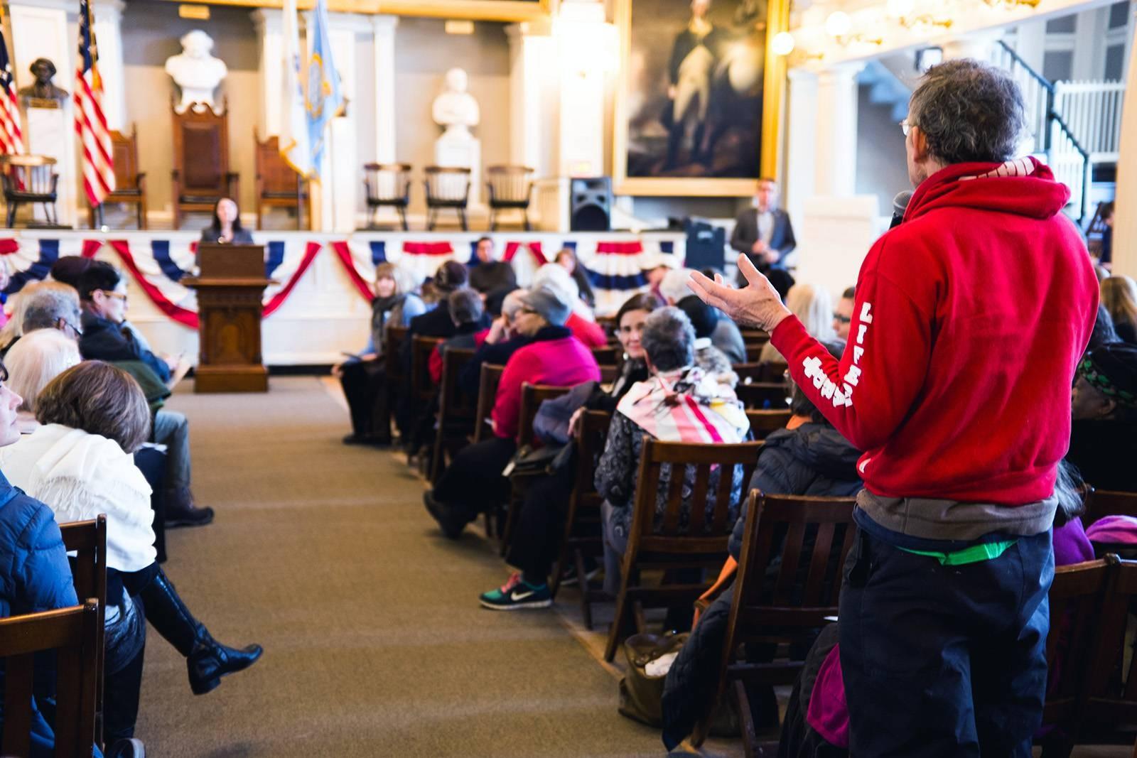 Boston resident Joe Kebartas speaks at the Civil Academy class on the Age-Friendly Boston Initiative at Faneuil Hall Saturday. PHOTO BY BRIAN SONG/DAILY FREE PRESS STAFF