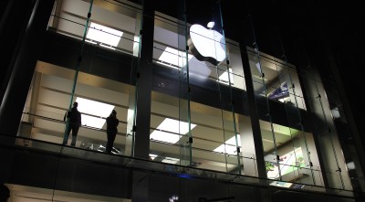 Court records released Friday stated that Apple refused to assist the FBI in breaking into the iPhone of an alleged Boston drug gang member. PHOTO BY OLIVIA FALCIGNO/DAILY FREE PRESS STAFF