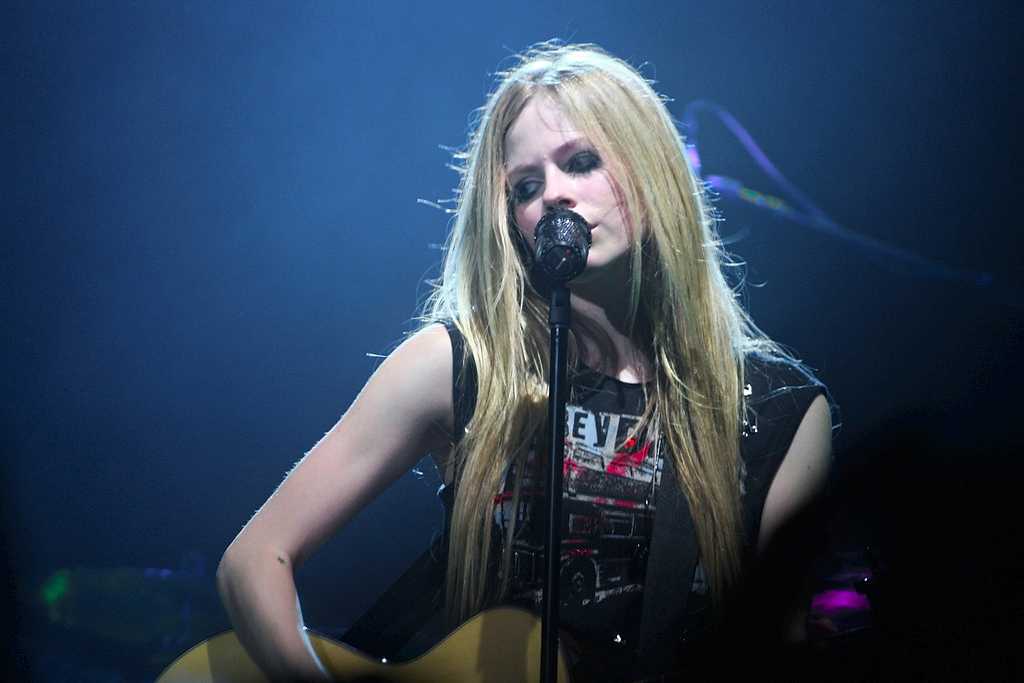 Avril Lavigne on her Black Star Tour in September 2010. Lavigne's new album “Head Above Water” was released Friday. COURTESY OF WIKIMEDIA COMMONS