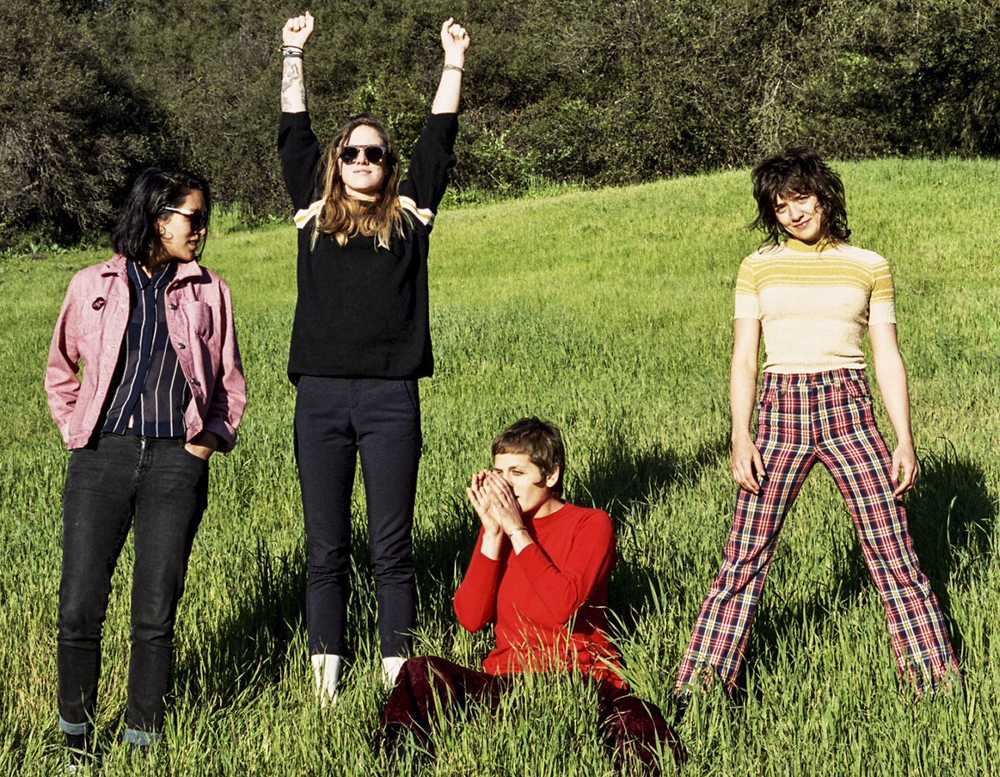 REVIEW: BOYTOY’s ‘Night Leaf’ embodies classic grunge, bores with dull style