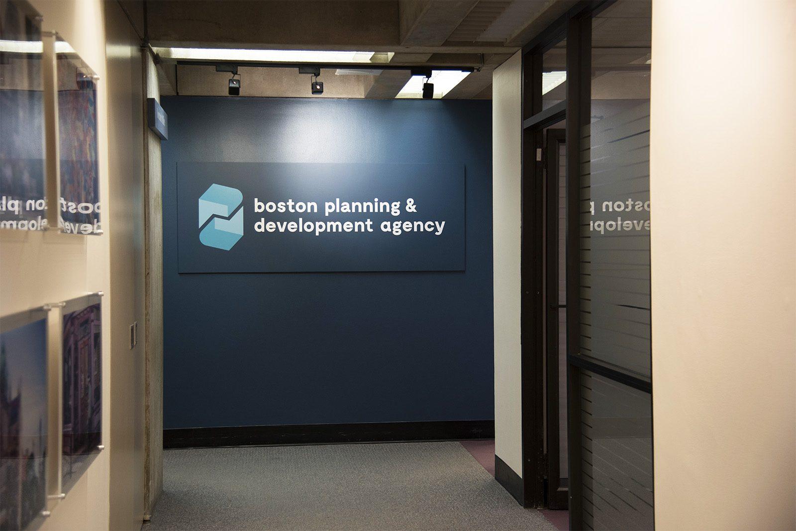 The Boston Planning and Development Agency and the city create the Boston Citywide Credit Building Program, a credit service designed to educate residents on building financial stability. PHOTO BY LEXI PLINE/ DAILY FREE PRESS STAFF