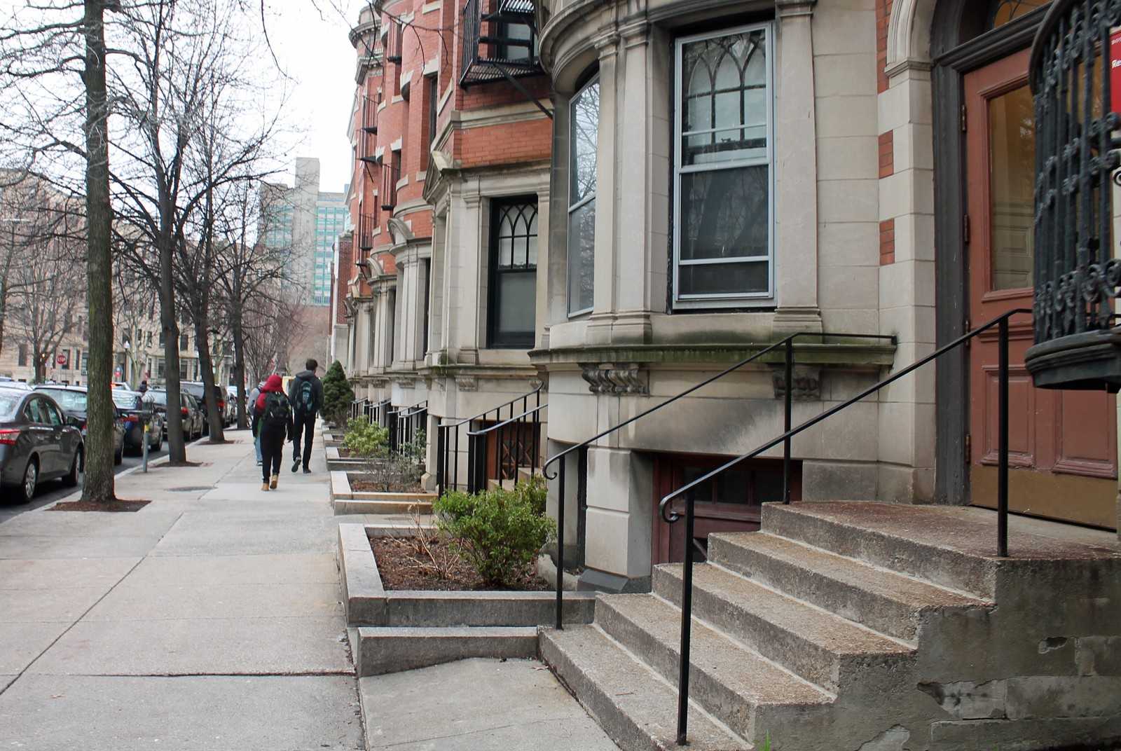 Boston Mayor Martin Walsh signed an ordinance Friday that will crack down on the residency law that requires municipal employees to live in the city limits. PHOTO BY MADI GOLDMAN/DAILY FREE PRESS STAFF