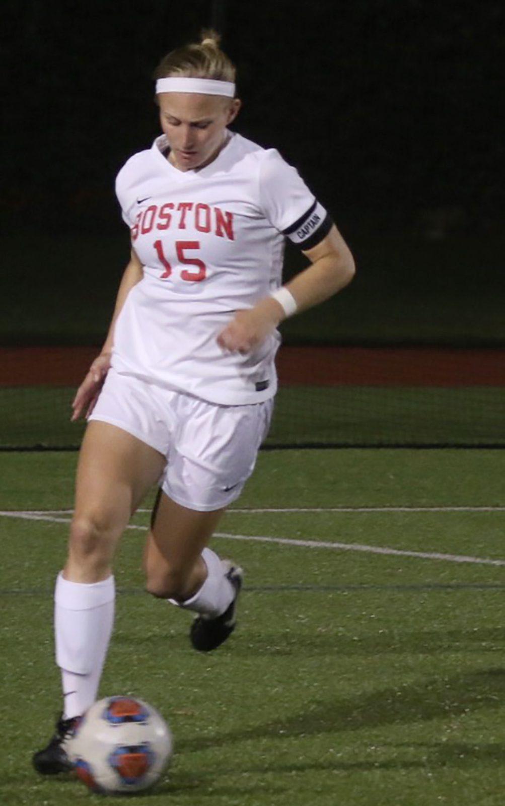 Senior defender Rachel Bloznalis has taken on a leadership role for BU this season. PHOTO BY BETSEY GOLDWASSER/ DAILY FREE PRESS STAFF 