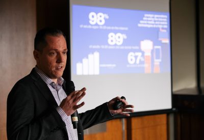 Paul Gordon Brown discusses the influence of social media on the emotional and psychological development of undergraduate college students during a presentation Tuesday afternoon in the Florence and Chafetz Hillel House. PHOTO BY BRIAN SONG/ DAILY FREE PRESS STAFF