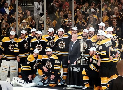 The Bruins pose for a picture after winning the Stanley Cup in 2013. PHOTO COURTESY OF WIKIMEDIA COMMONS