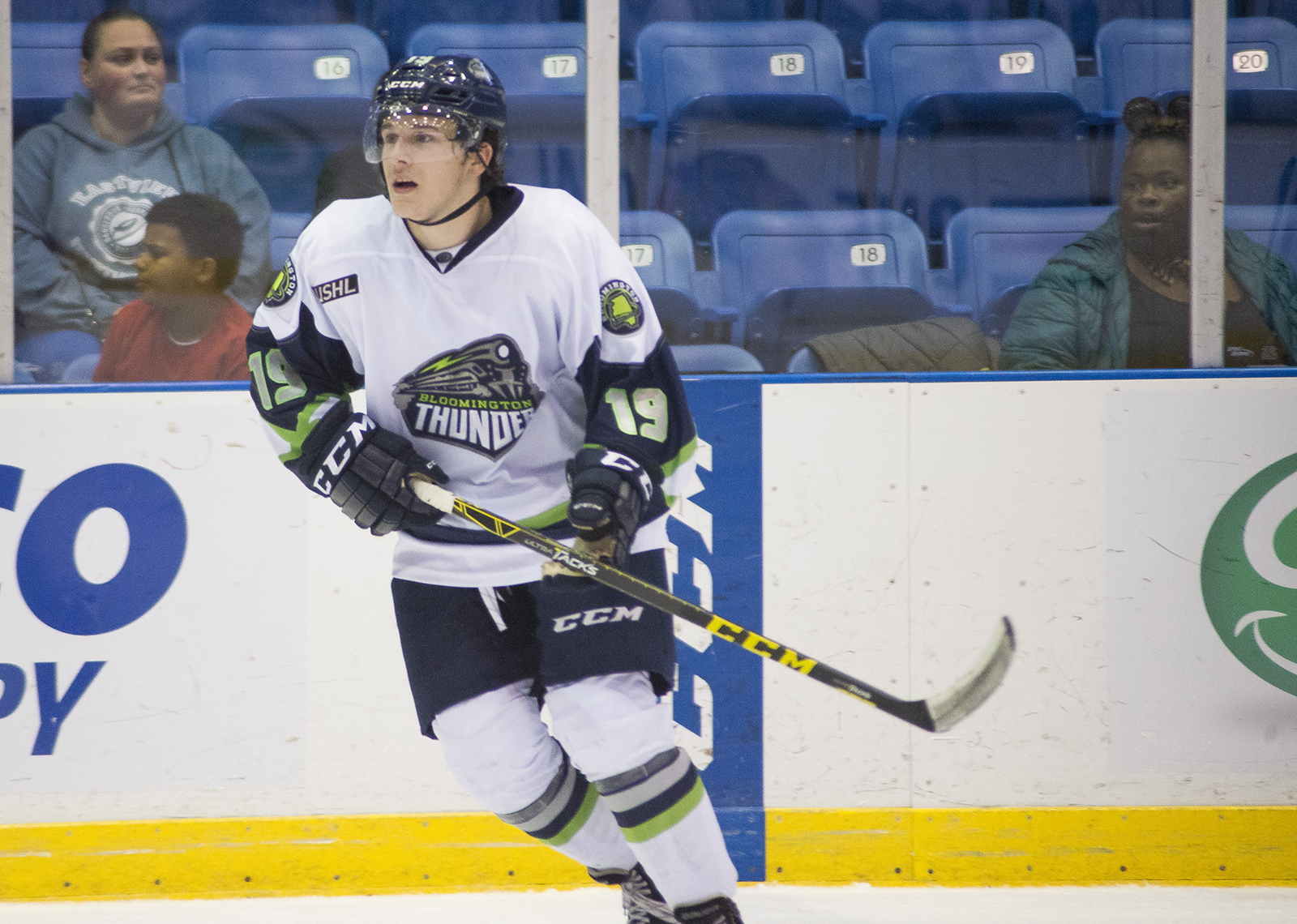 Ask Curry's former coach with the Bloomington Thunder, and he'll attest to Curry's work ethic and determination. PHOTO COURTESY NIKI VINCENT/ NIKI D. PHOTOGRAPHY 
