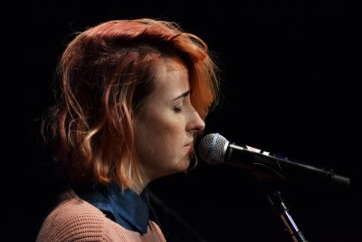 Tessa Violet performs at The Red Room at Cafe 939. PHOTO BY CHLOE GRINBERG/ DAILY FREE PRESS STAFF