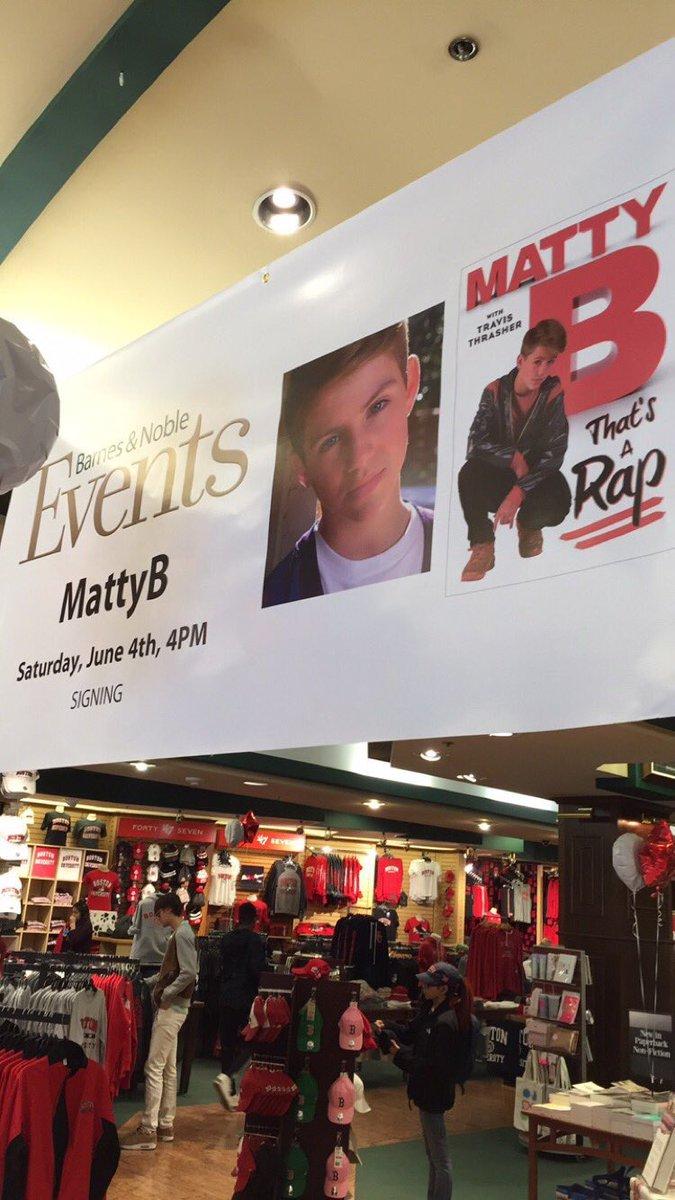 Fans flock to BU bookstore to meet rapping YouTube sensation MattyB