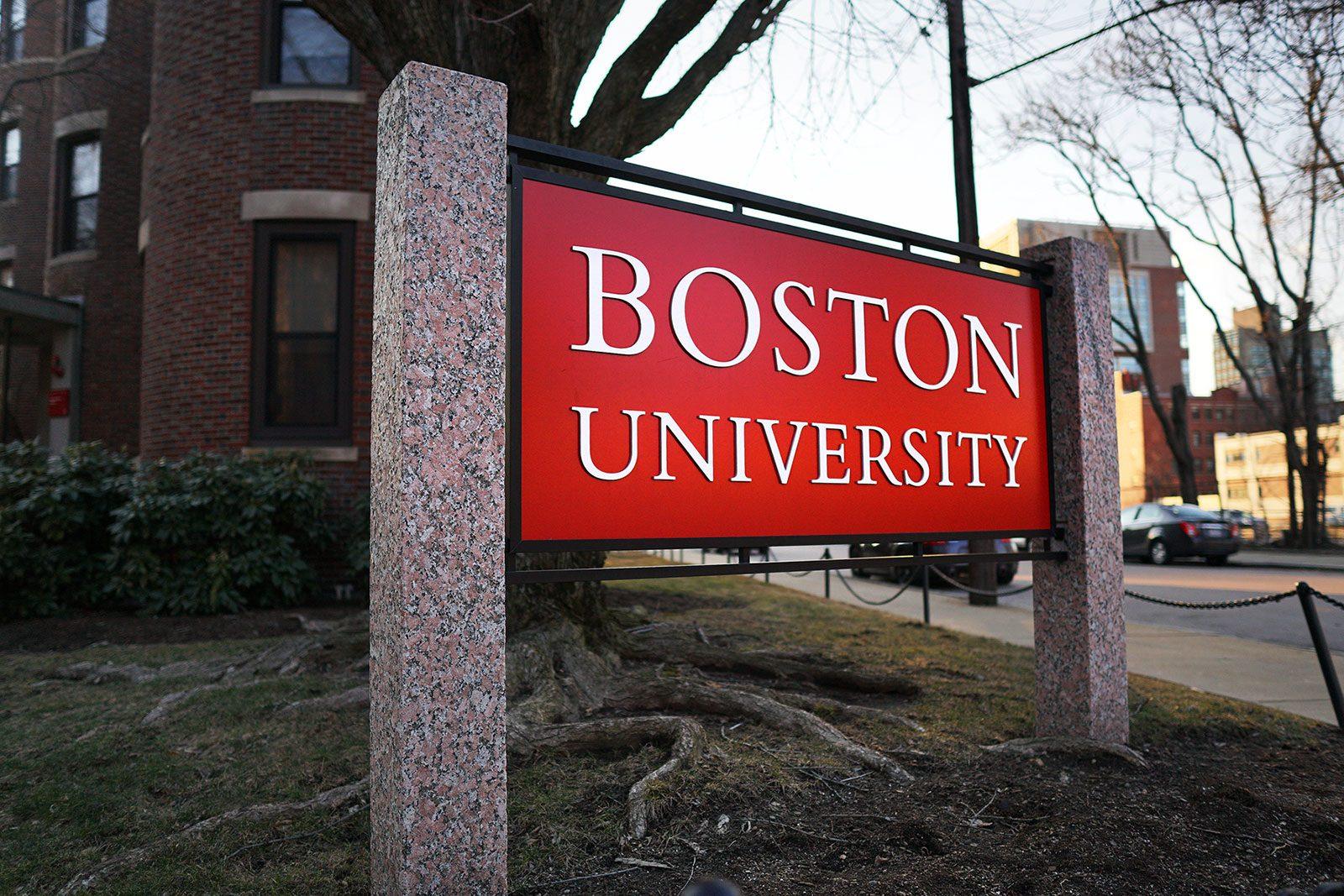 Boston University’s Office of the Provost issued a travel warning Wednesday dissuading all students, faculty and staff from traveling to China through the end of the spring semester in light of the coronavirus. SOPHIE PARK/ DFP FILE