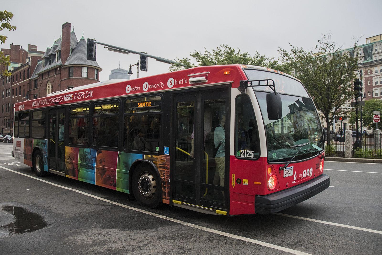 Sept. 5 marks the first day that the new daytime shuttle bus makes its rounds on the Comm. Ave. Loop on Boston University’s campus. PHOTO BY CHLOE GRINBERG/ DAILY FREE PRESS STAFF