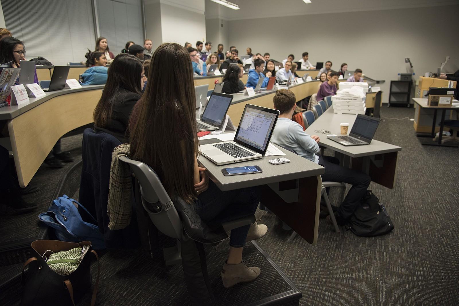 BU Student Government Senate held its final meeting before spring break Monday night. PHOTO BY LEXI PLINE/DAILY FREE PRESS STAFF