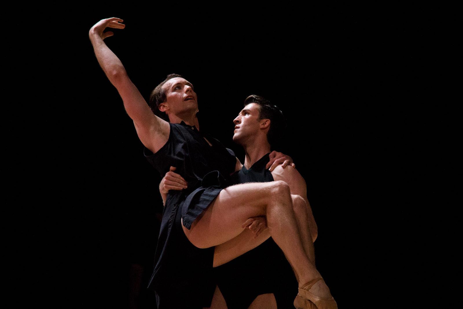 Roddy Doble and Patric Palkens gracefully perform their highlighted duet in "Obsidian Tear." PHOTO BY CHLOE GRINBERG/ DAILY FREE PRESS STAFF