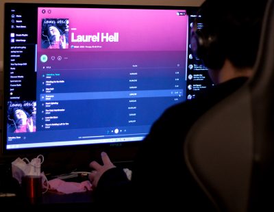 Laurel Hell review