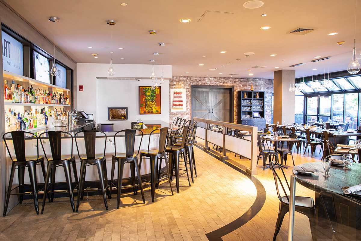 The ArtBar Cambridge dining area. Audrey Tumbarello shares six college-budget-friendly fine dining options across the Boston area that are perfect for Valentine’s Day. COURTESY OF BRIAN SAMUELS PHOTOGRAPHY VIA ARTBAR ROYAL SONESTA
