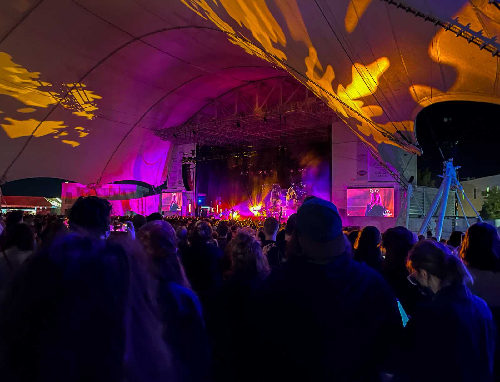 Phoebe Bridgers concert