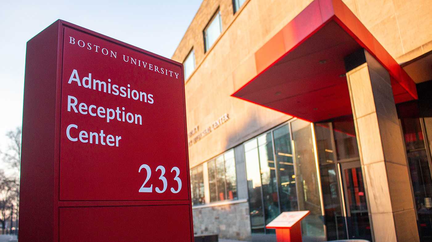The BU admissions building on Bay State Road. BU was one of the schools that received fake test scores as part of a nationwide college admissions cheating scandal disclosed last week. GABRIELA HUTCHINGS/ DFP STAFF 