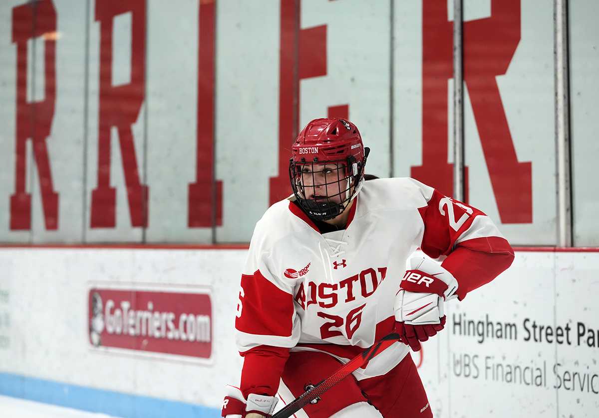 Women's hockey against UConn