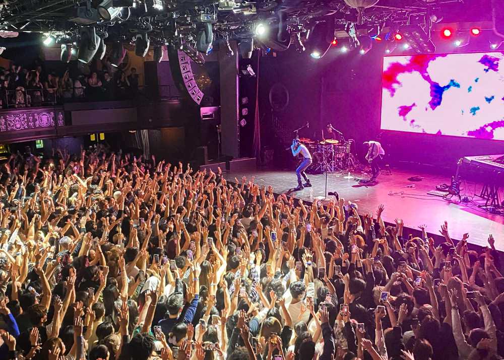keshi concert