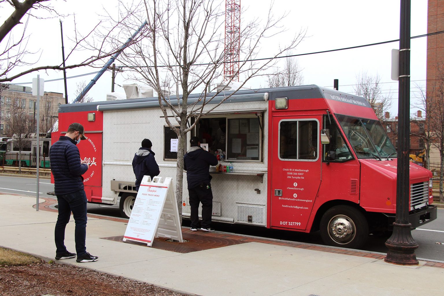 ChickfilA truck comes to Charles River Campus The Daily Free Press