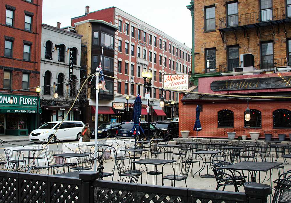 north end outdoor dining