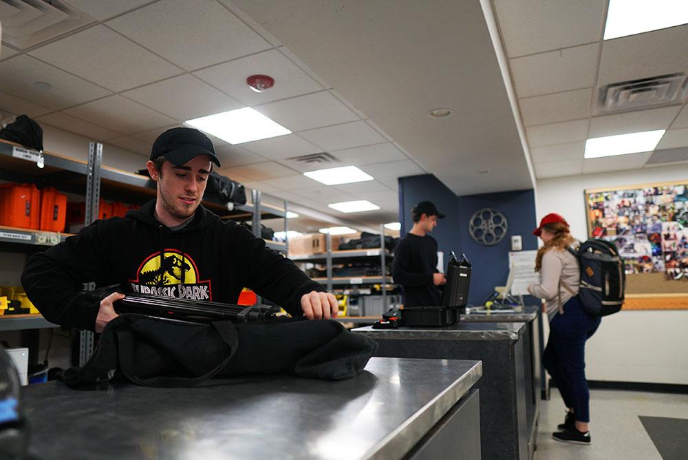 A student working at Field Production Services located in BU’s College of Communication.
SOPHIE PARK/ DFP STAFF