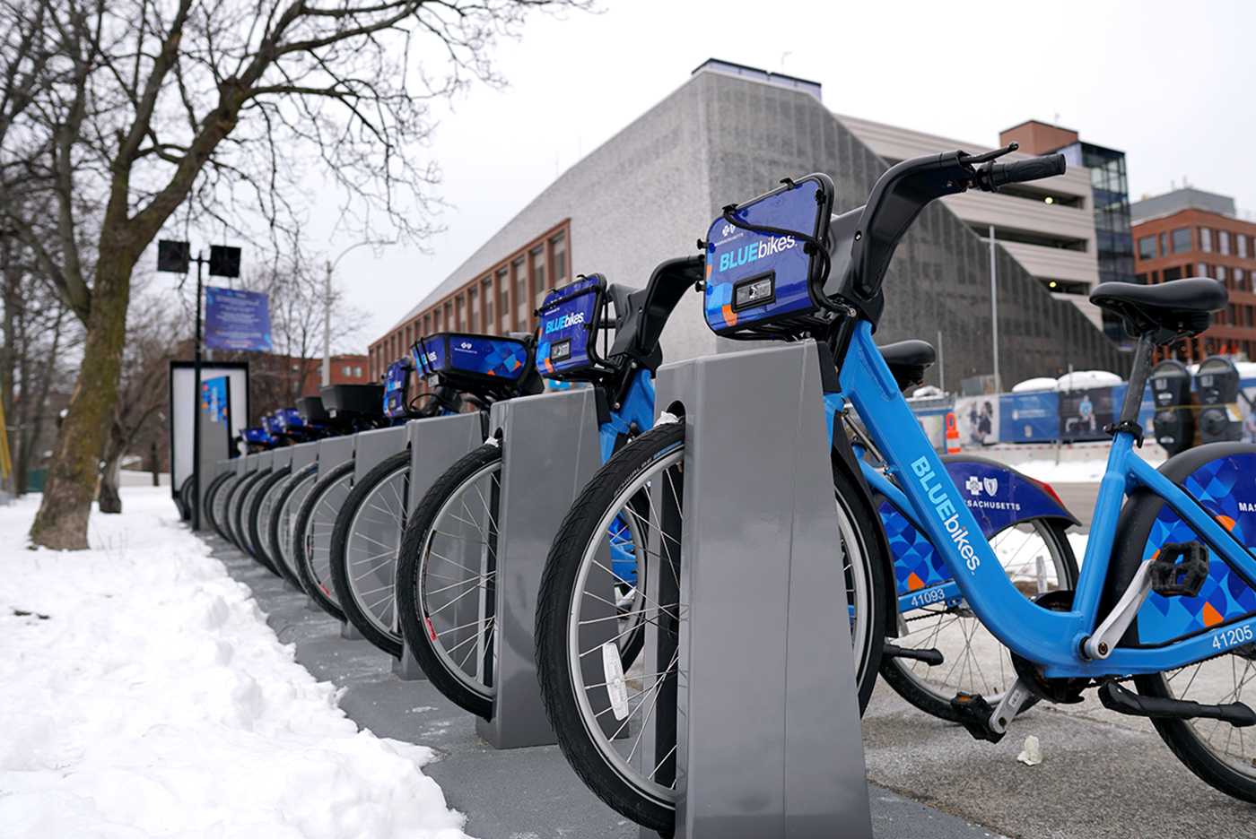 Bluebikes are available across the Greater Boston area as a form of sustainable transportation. Boston’s Museum of Science announced their “Go Carbon Neutral!” challenge on Feb. 19 that invites undergraduate students to find ways to reduce emissions from Boston’s transportation systems. SOPHIE PARK/ DAILY FREE PRESS STAFF