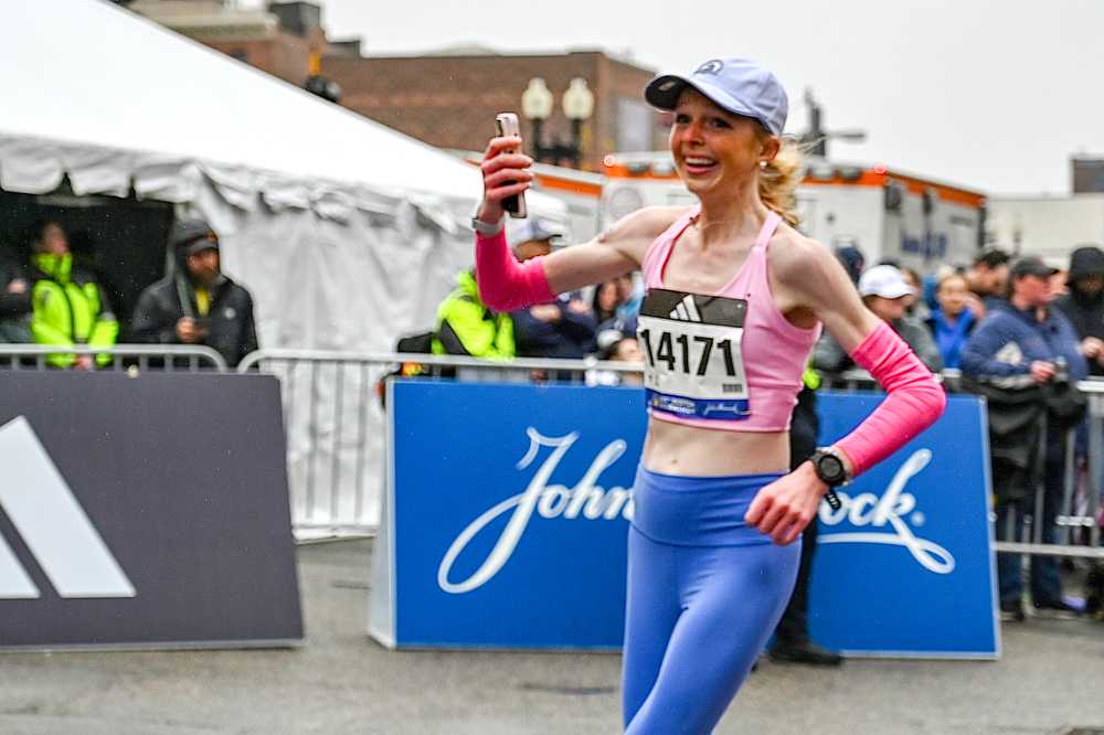 Anna Gruesen running the 127th Boston Marathon