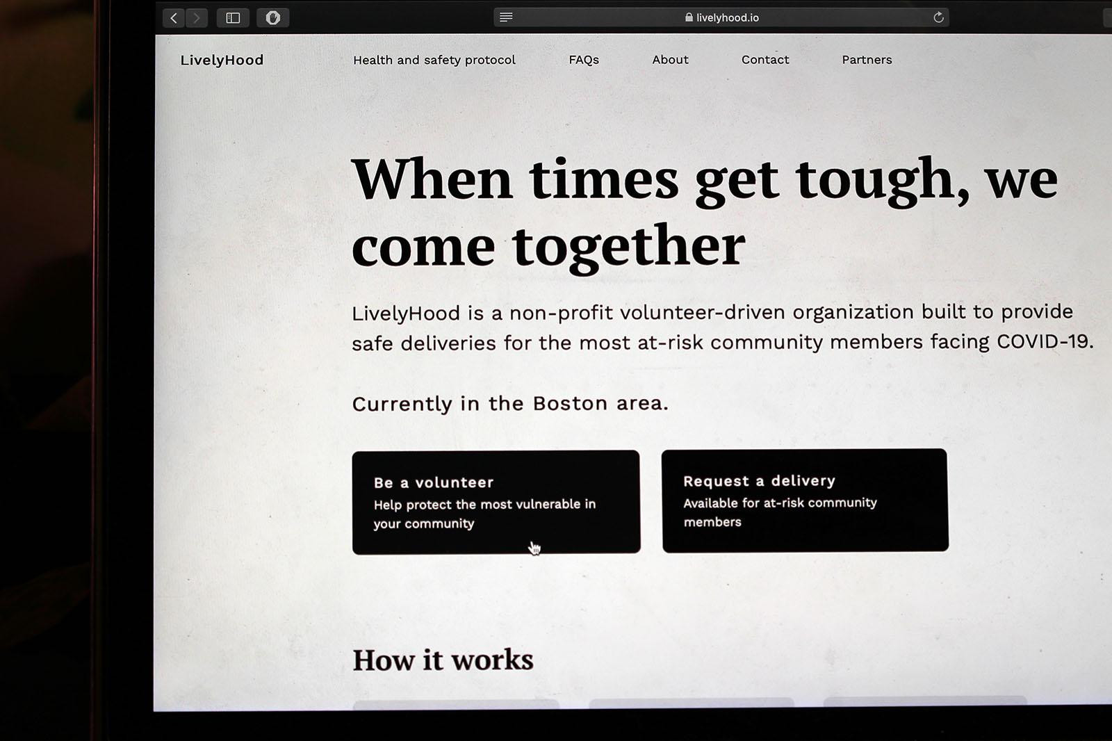 Harvard University student Justin Crist Lee co-created LivelyHood, a volunteer coordination service that aims to tackle food insecurity in the Boston area by matching delivery volunteers with those who need assistance. ILLUSTRATION BY HANNAH YOSHINAGA/ DAILY FREE PRESS STAFF 