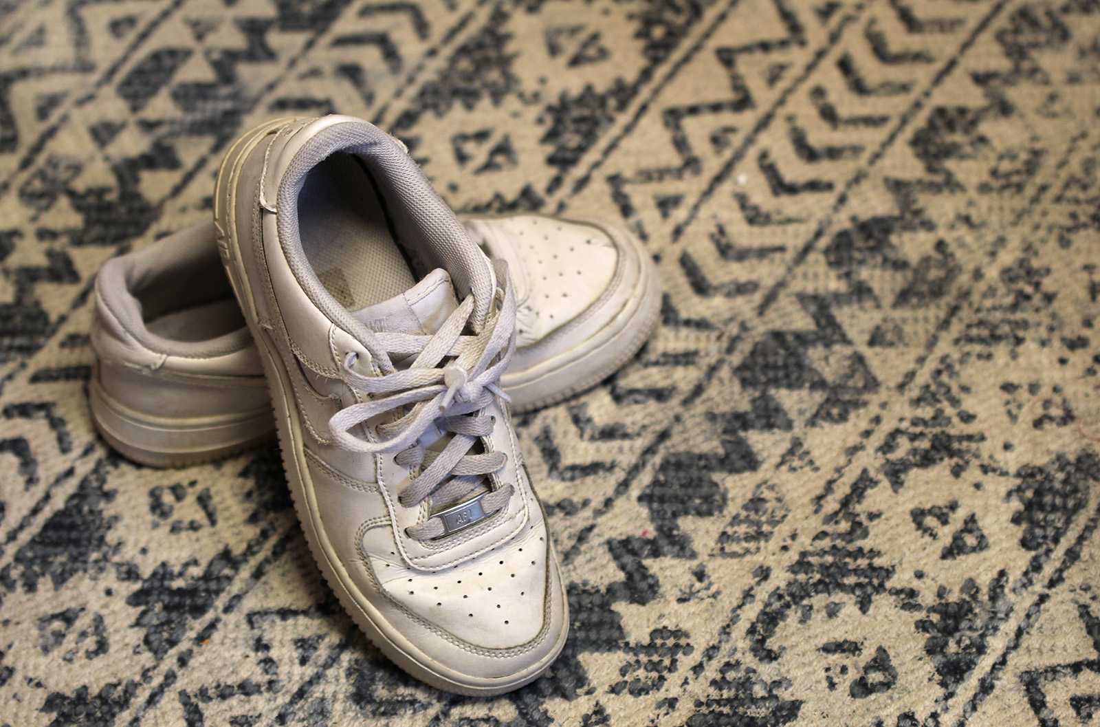 Boston College alumna Leah Tavares founded the Other 1s Foundation last October to collect used Nike Air Force 1 sneakers and donate them to Cape Verde families in need. ILLUSTRATION BY HANNAH YOSHINAGA/ DAILY FREE PRESS STAFF