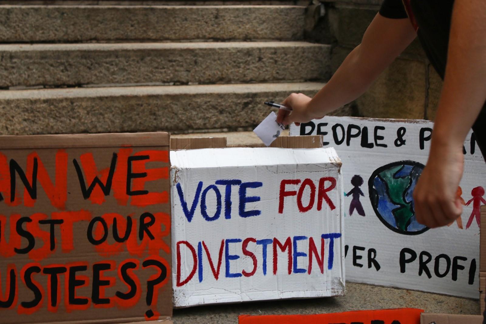 Boston University President Robert Brown released a statement Monday that the BU Board of Trustees will do its best to divest from the fossil fuels tar and coal. PHOTO BY BETSEY GOLDWASSER/ DAILY FREE PRESS STAFF