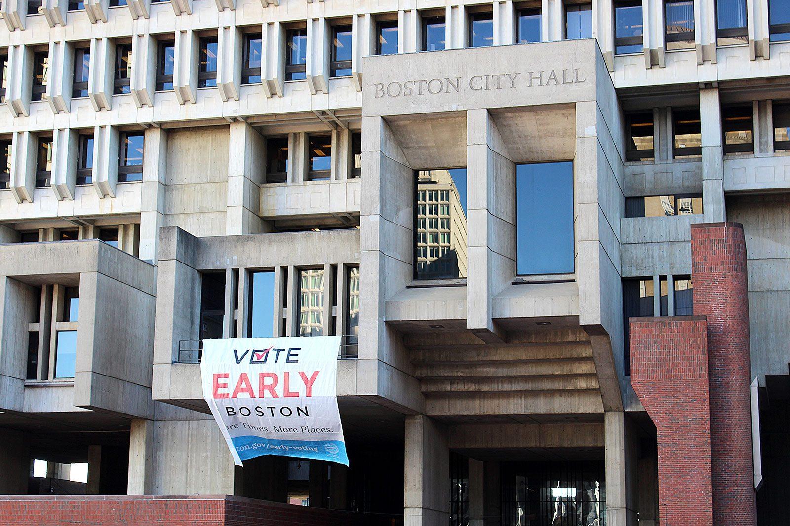 Boston residents went to Boston City Hall Monday to cast their votes on the first day of early voting in Massachusetts. RACHEL SHARPLES/ DAILY FREE PRESS STAFF