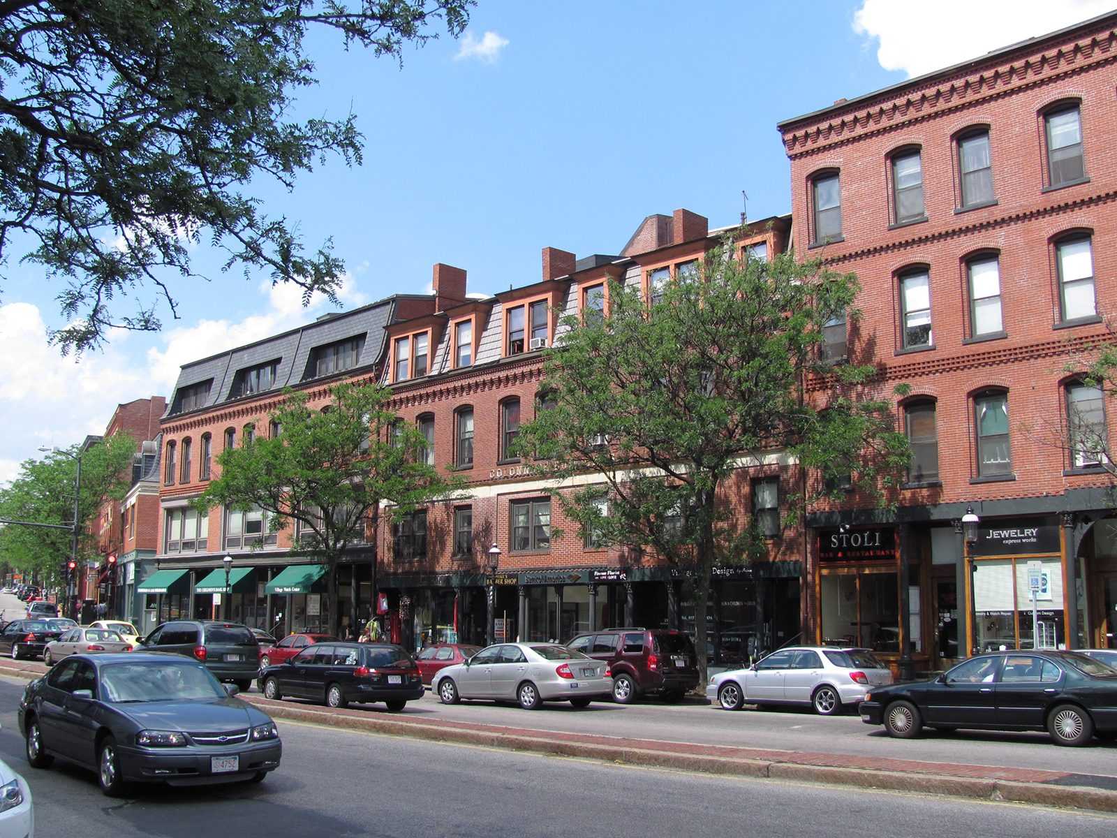 EDITORIAL: Students should support Brookline residents' fight for racial equality