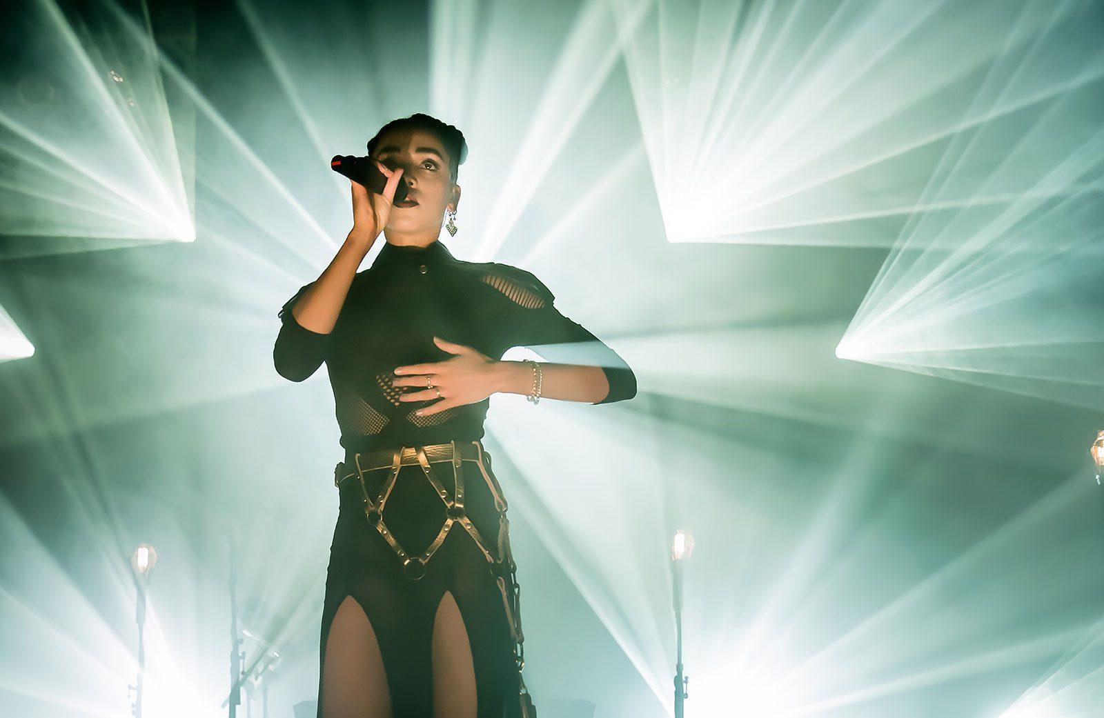 Singer-songwriter FKA Twigs, shown in a 2015 performance, released second studio album “MAGDALENE” on Nov. 8. COURTESY OF ANDREAS MEIXENSPERGER