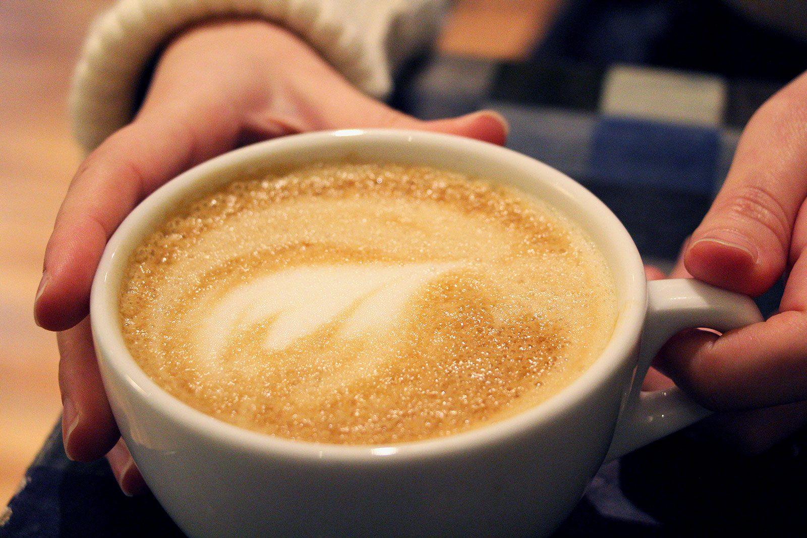 The cinnamon fig latte from Pavement Coffeehouse. MAYA MABERN/ DAILY FREE PRESS STAFF