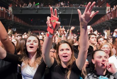 Fans sing along to Fetty Wap’s mega hit singles such as “Trap Queen.” PHOTO BY KELSEY CRONIN/DAILY FREE PRESS STAFF